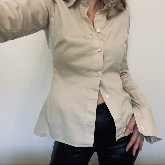 Authentic Vintage Gucci Classic Beige Fitted Style Button Down Shirt Size 38 - Picture 3 of 14